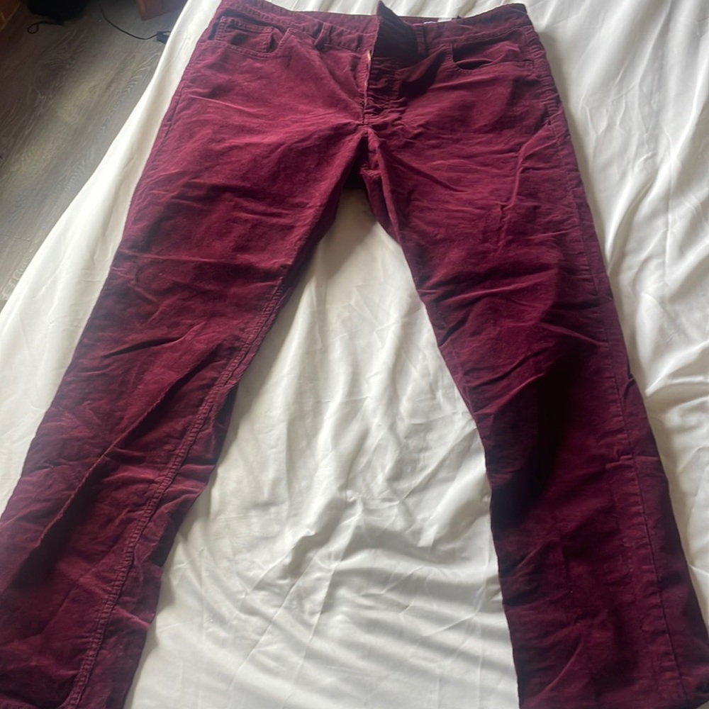 Vineyard vine corduroy pants 38 32 new condition